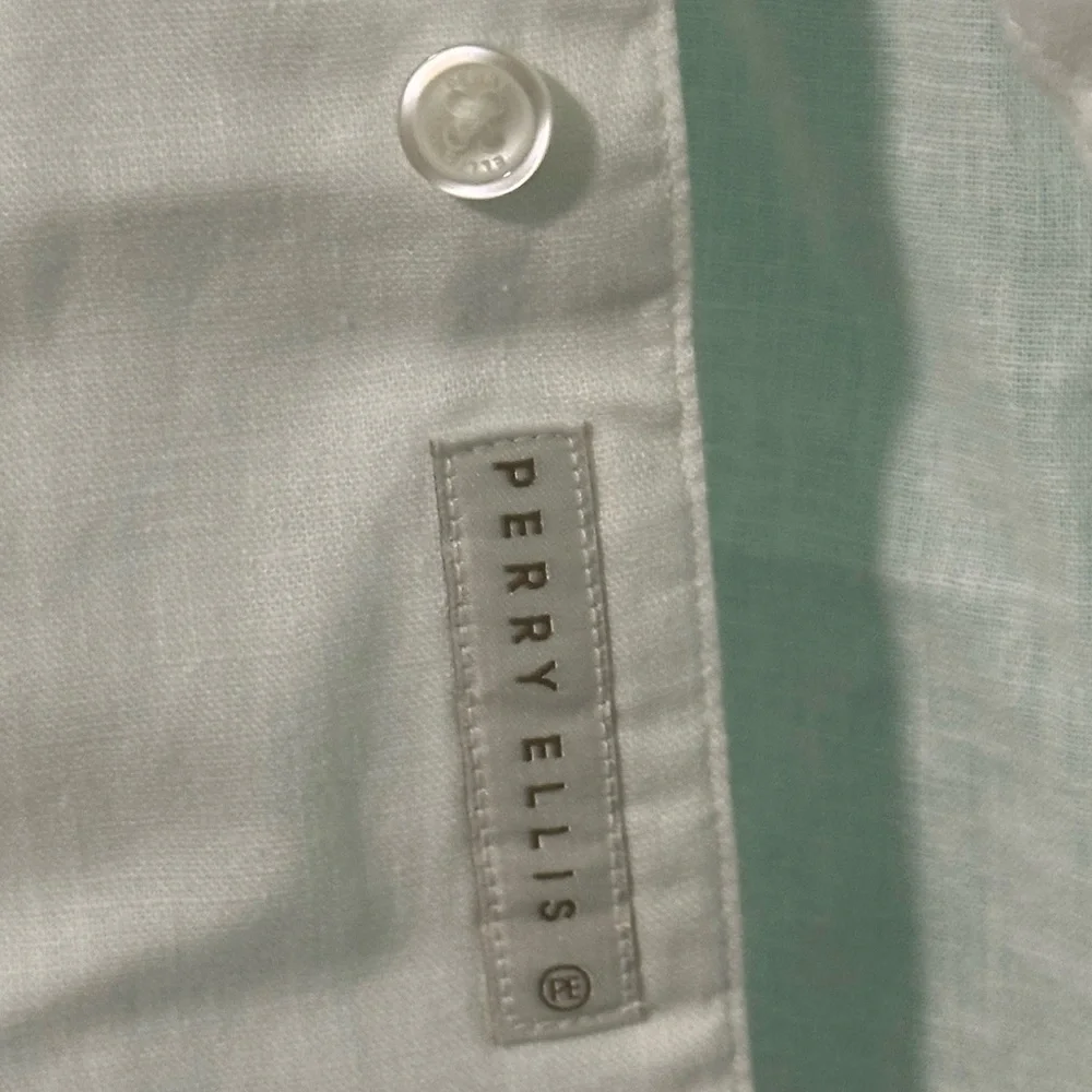 Perry Ellis White Casual Button Down Shirt - Picture 7 of 9